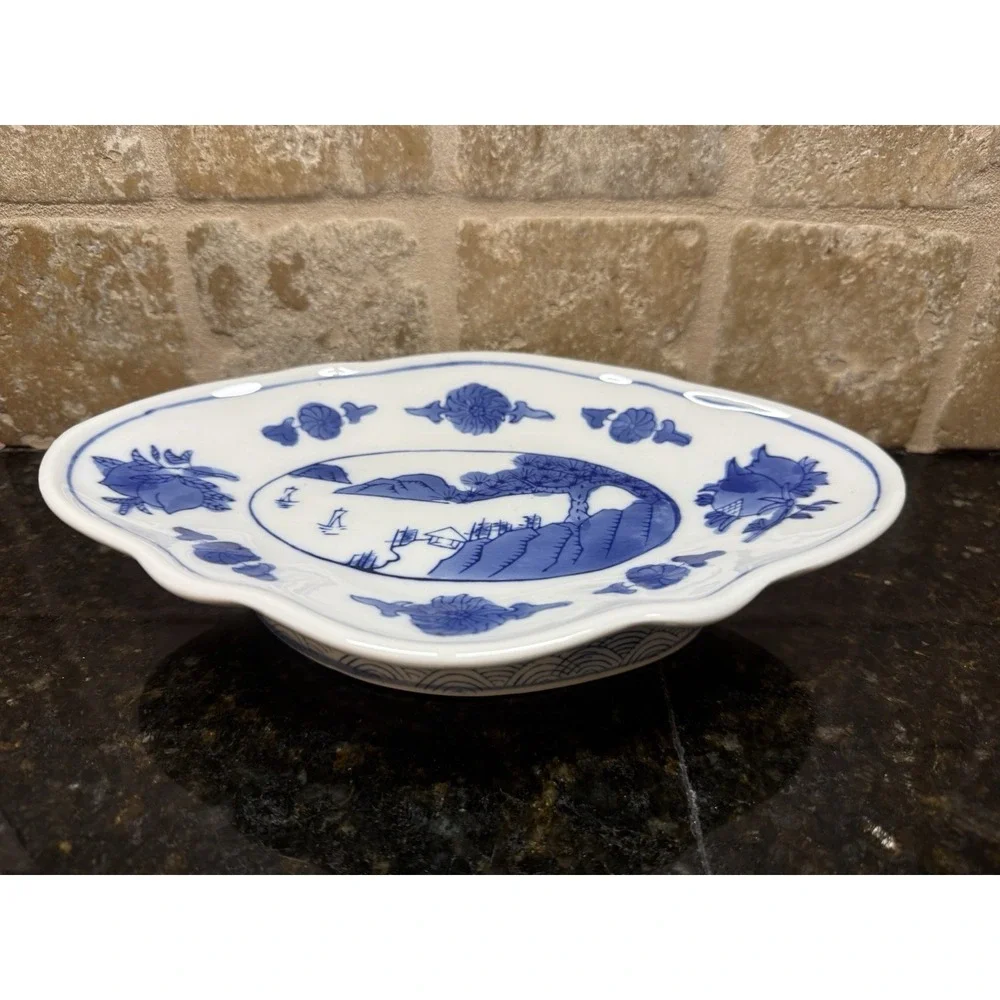 WILLIAMS SONOMA Grande‎ Cuisine Blue White Diamond Pedestal Offering Plates